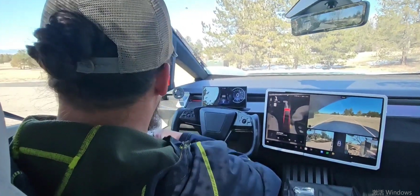 Cybertruck Yoke Steering Wheel and Carplay Dashboard Screen C9 9-in Touch Screen Combo Tesstudio®