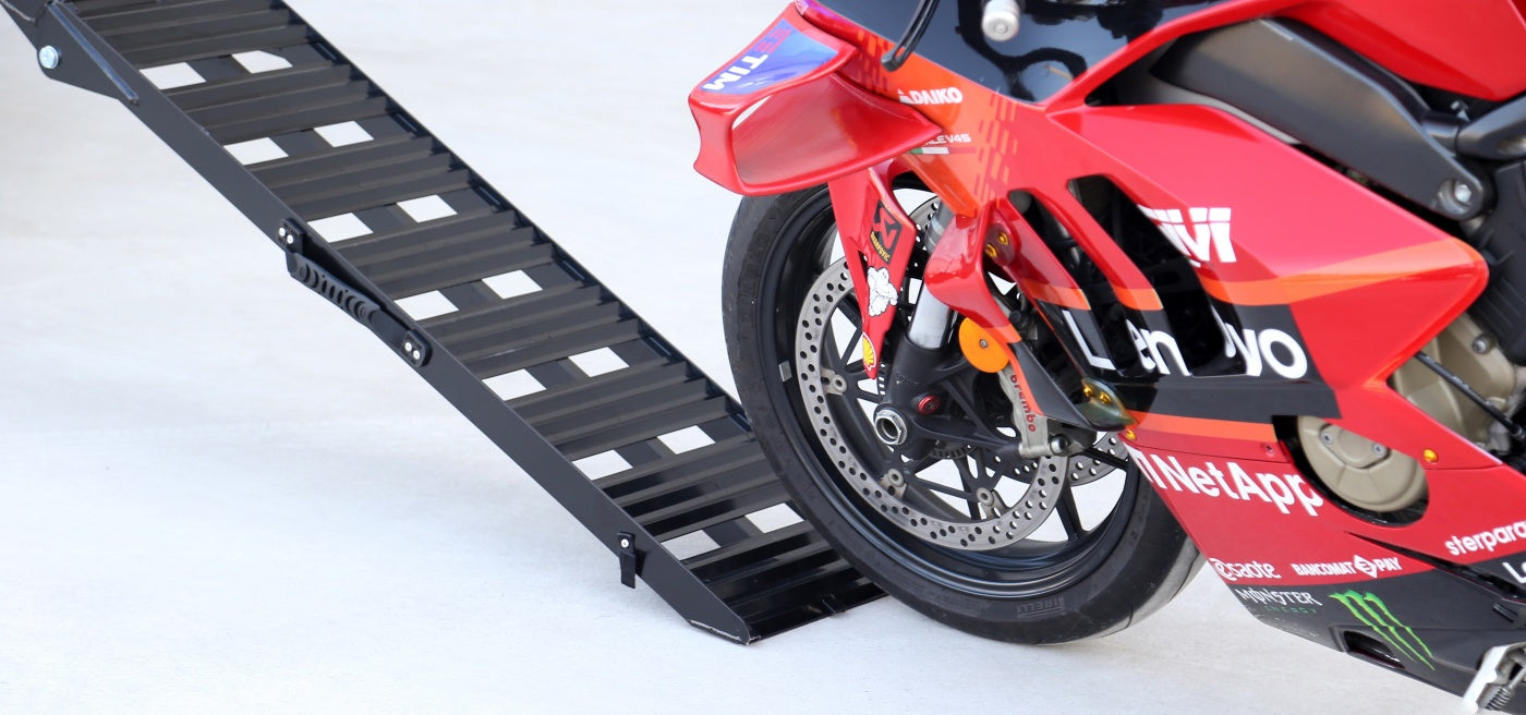 Telsa Cybertruck Portable Loading Ramps Cybertruck Aluminum Loading Trailer Ramps Tesstudio®