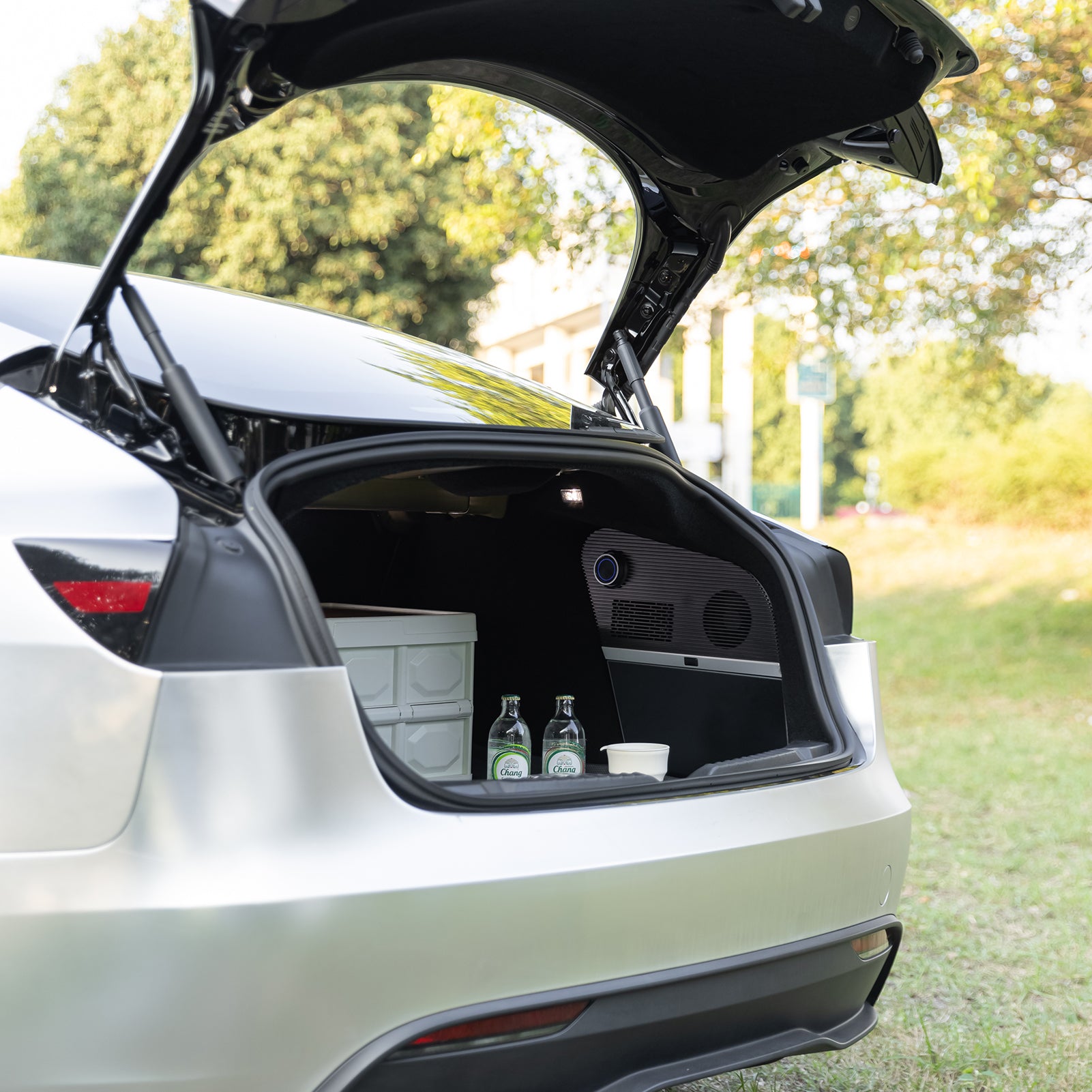 Tesla Model 3 Highland Portable Fridge Cooler With Control Expansion Dock Interior Accessories Tesstudio®