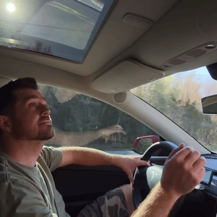 Tesstudio Sunshade Tesla Model Y/Y Juniper Voice-Controlled Electric Roof Shade