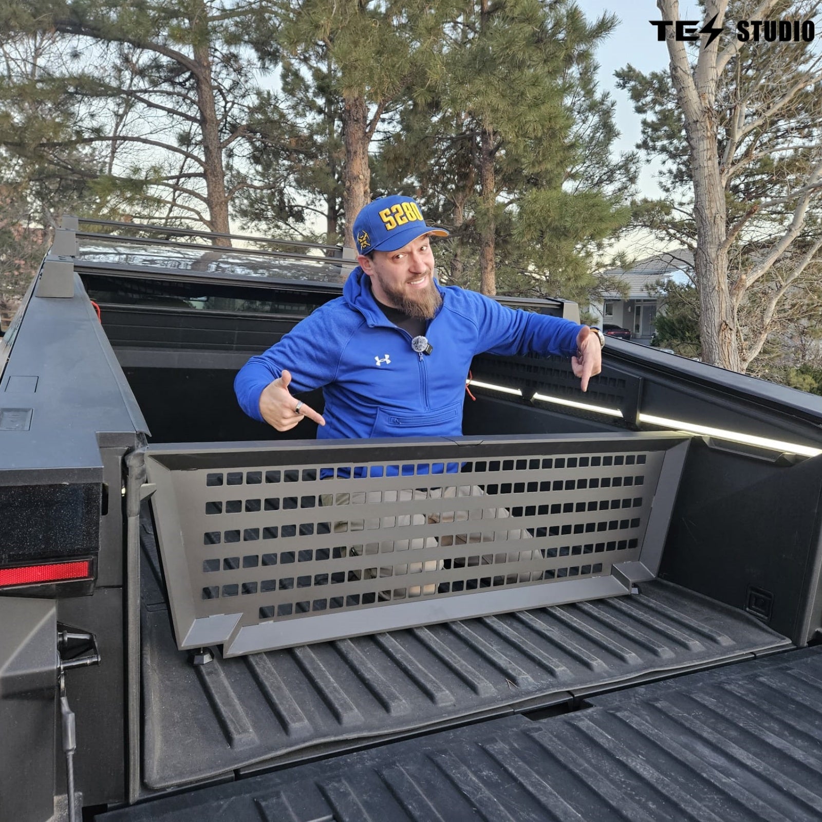 Vault Cargo Divider Rear Trunk Bed Divider For Tesla Cybertruck