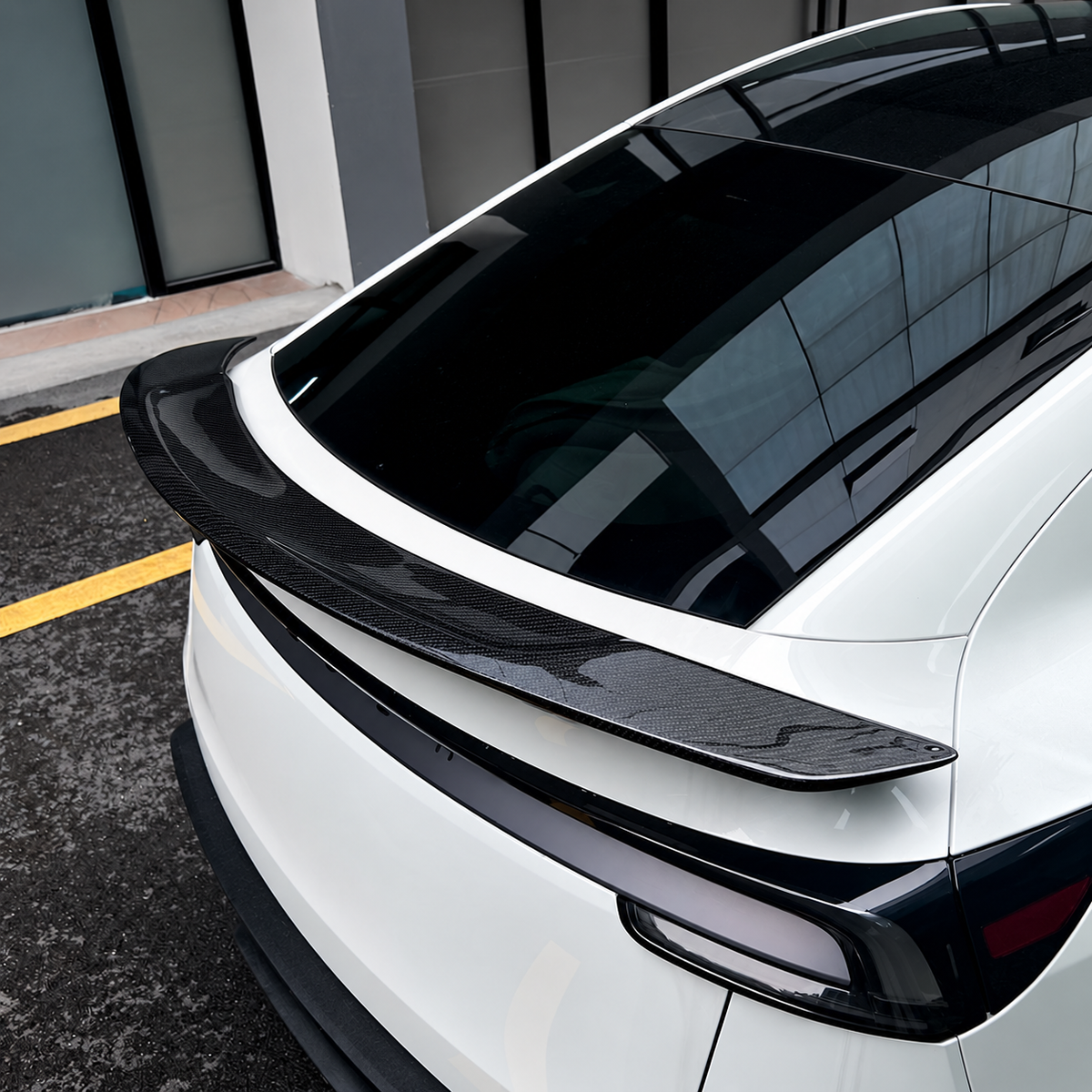 Gloss Carbon Fiber RT-Style Rear Spoiler for Tesla Model 3 Highland / Model Y Juniper