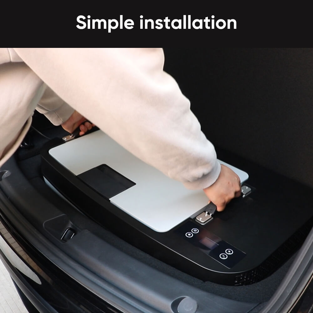 Tesla Model Y Cooler — dual USB-C ports close-up