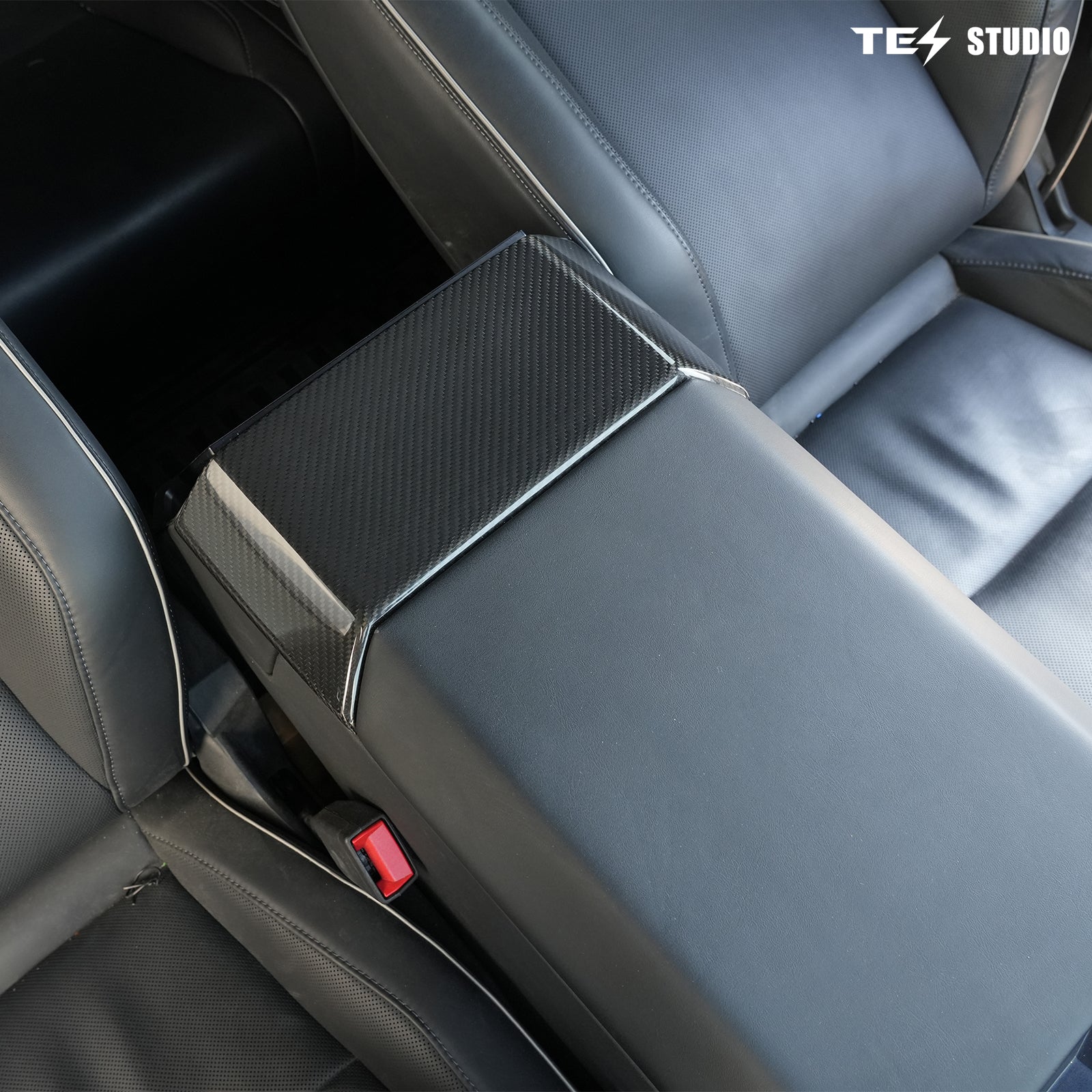 Tesla Cybertruck Accessories Cybertruck Real Carbon Fiber Backseat Top Ven Cover Tesstudio®