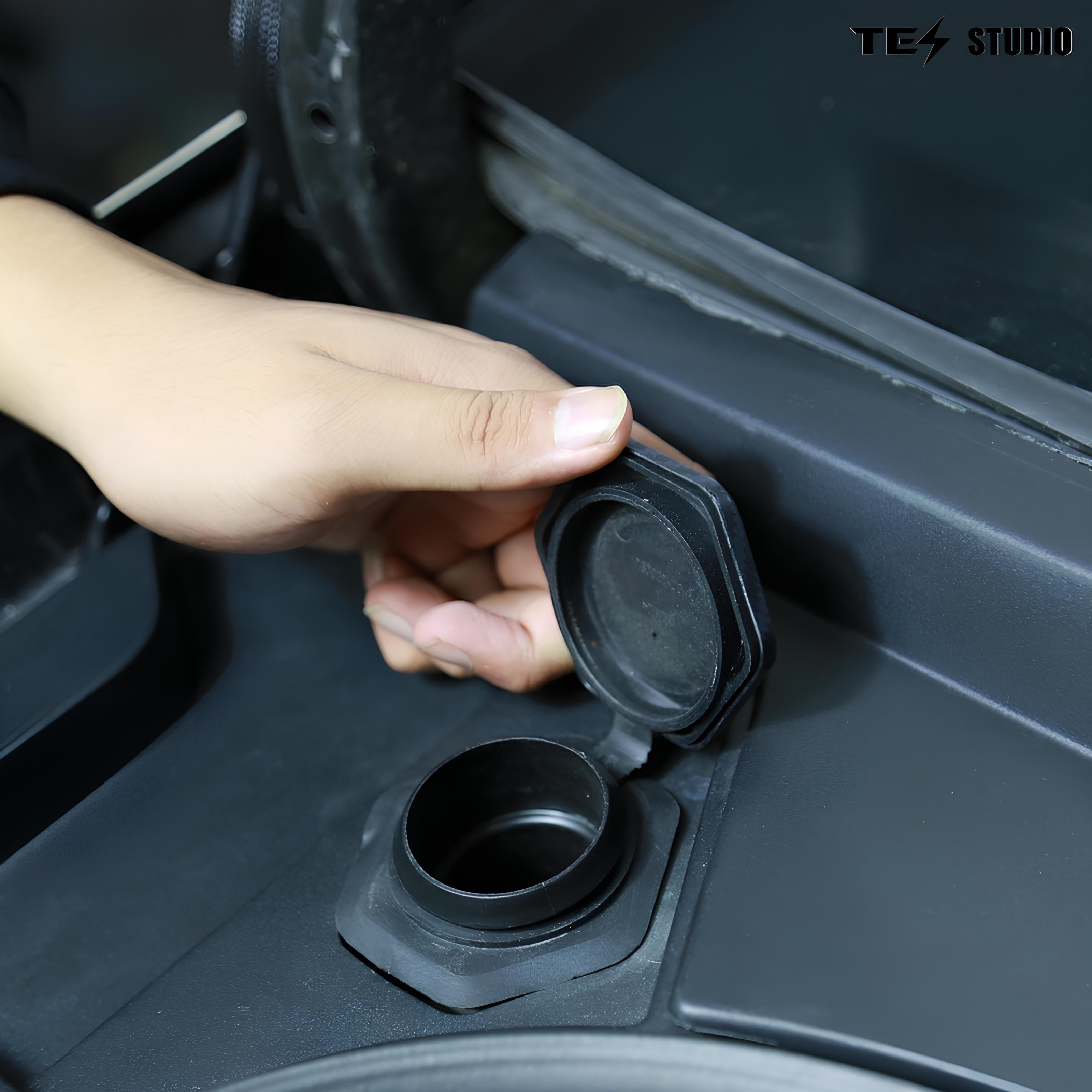 Cybertruck Accessories Windshield Washer Fluid Filler Cap Trim Cover