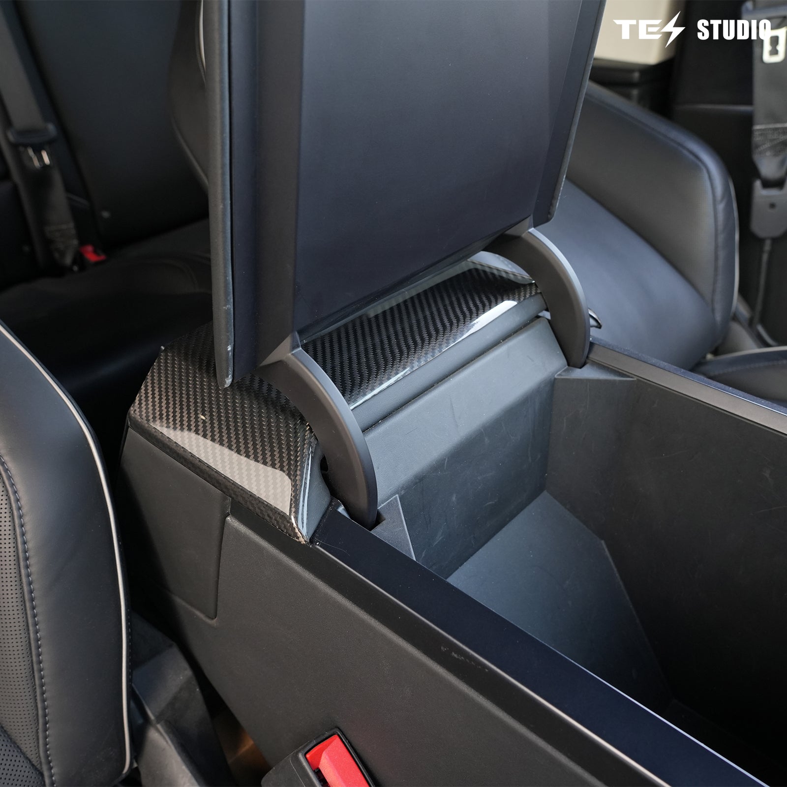 Tesla Cybertruck Accessories Cybertruck Real Carbon Fiber Backseat Top Ven Cover Tesstudio®