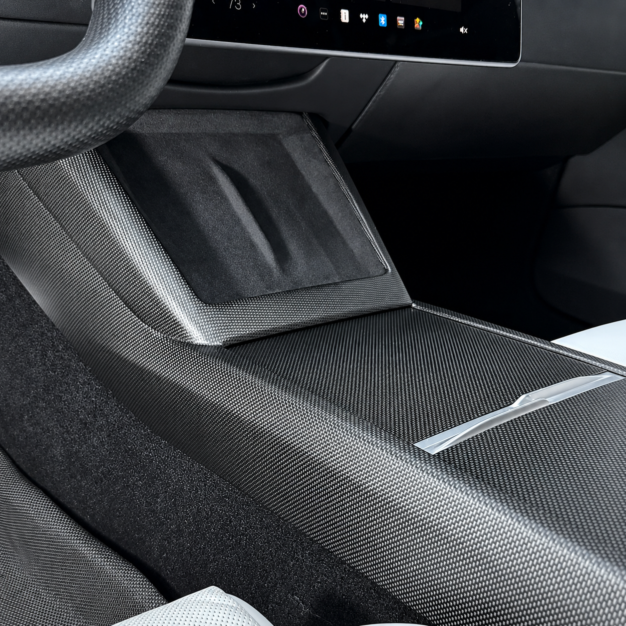 Carbon Fiber Center Console One-Piece Trim Frame for Tesla Model 3 Highland / Model Y Juniper / Model Y L