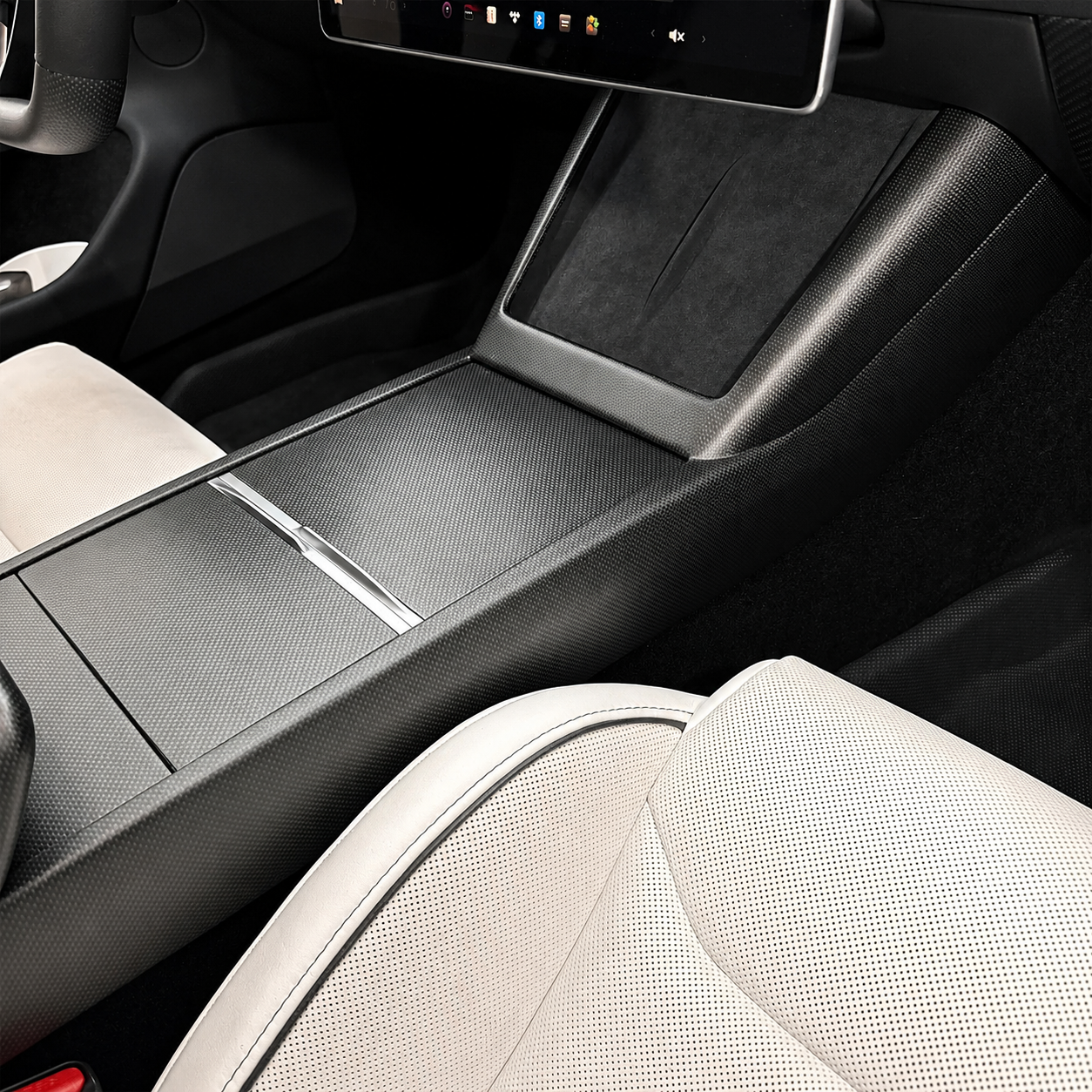 Carbon Fiber Center Console One-Piece Trim Frame for Tesla Model 3 Highland / Model Y Juniper / Model Y L