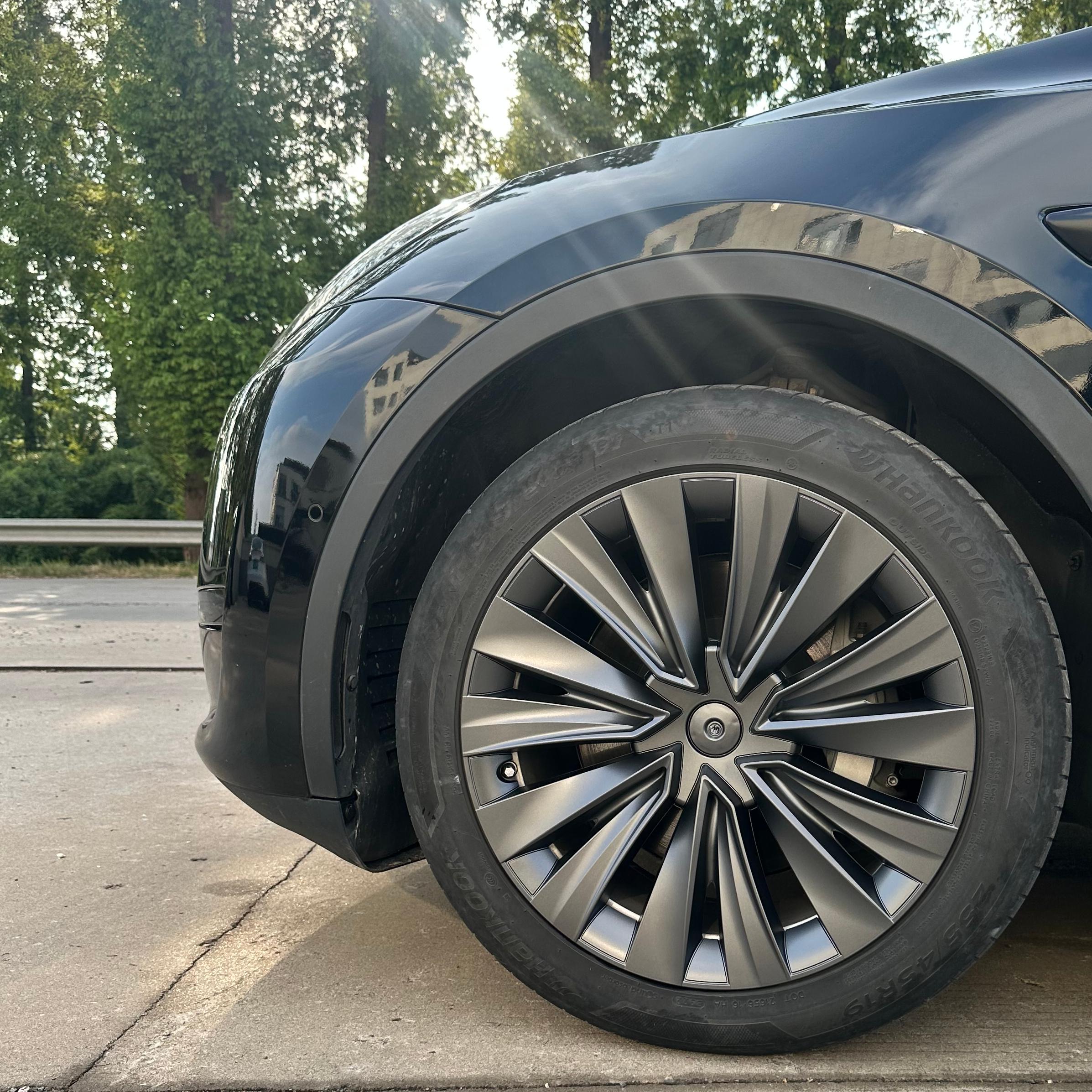 Tesla Model Y (2020-2024)19'' X-Style C Wheel Covers – Aerodynamic Protection & Stylish Upgrade