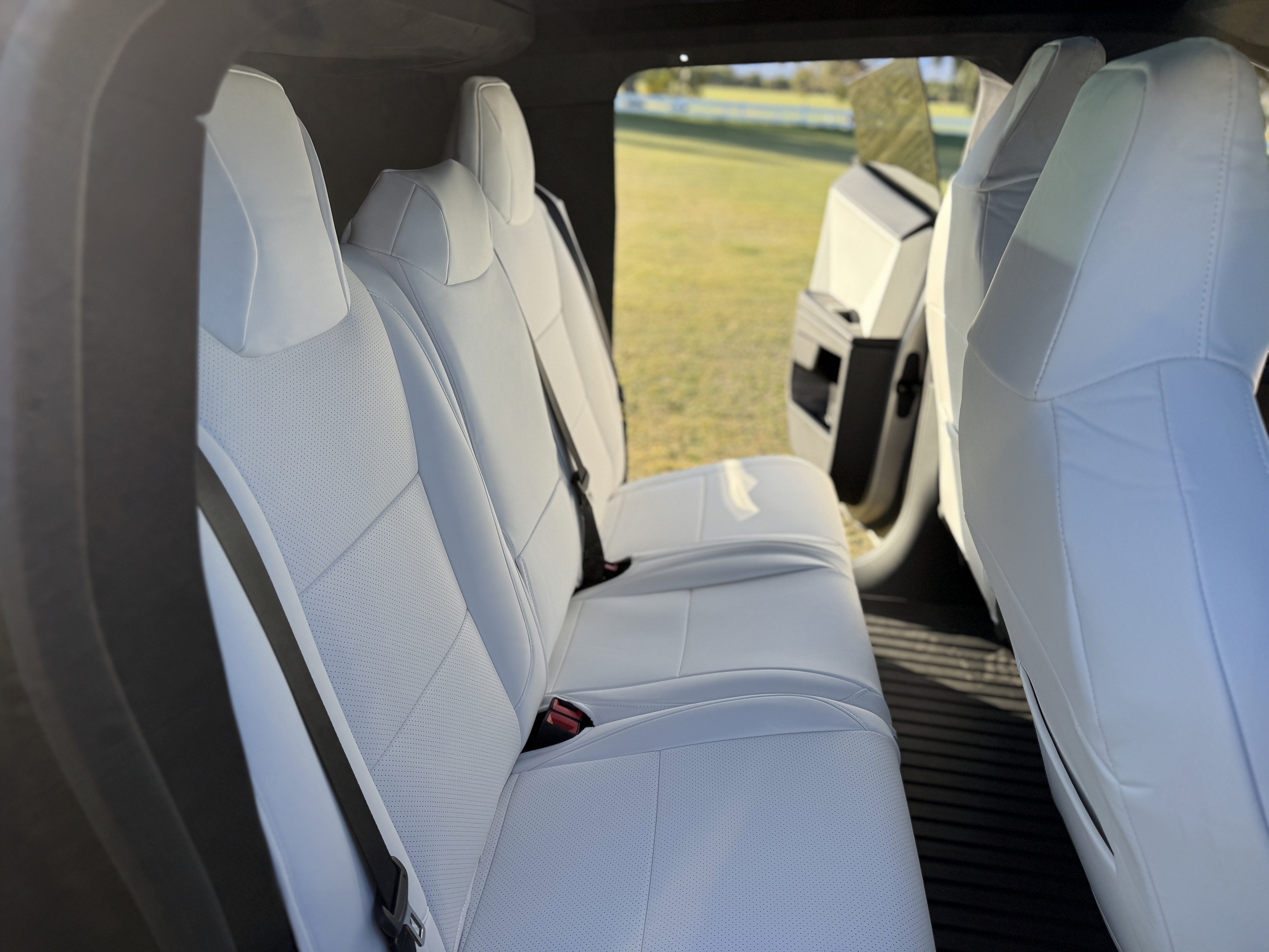 Cybertruck Seat Covers NAPPA Leather Full Coverage Seat Protector Tesstudio®