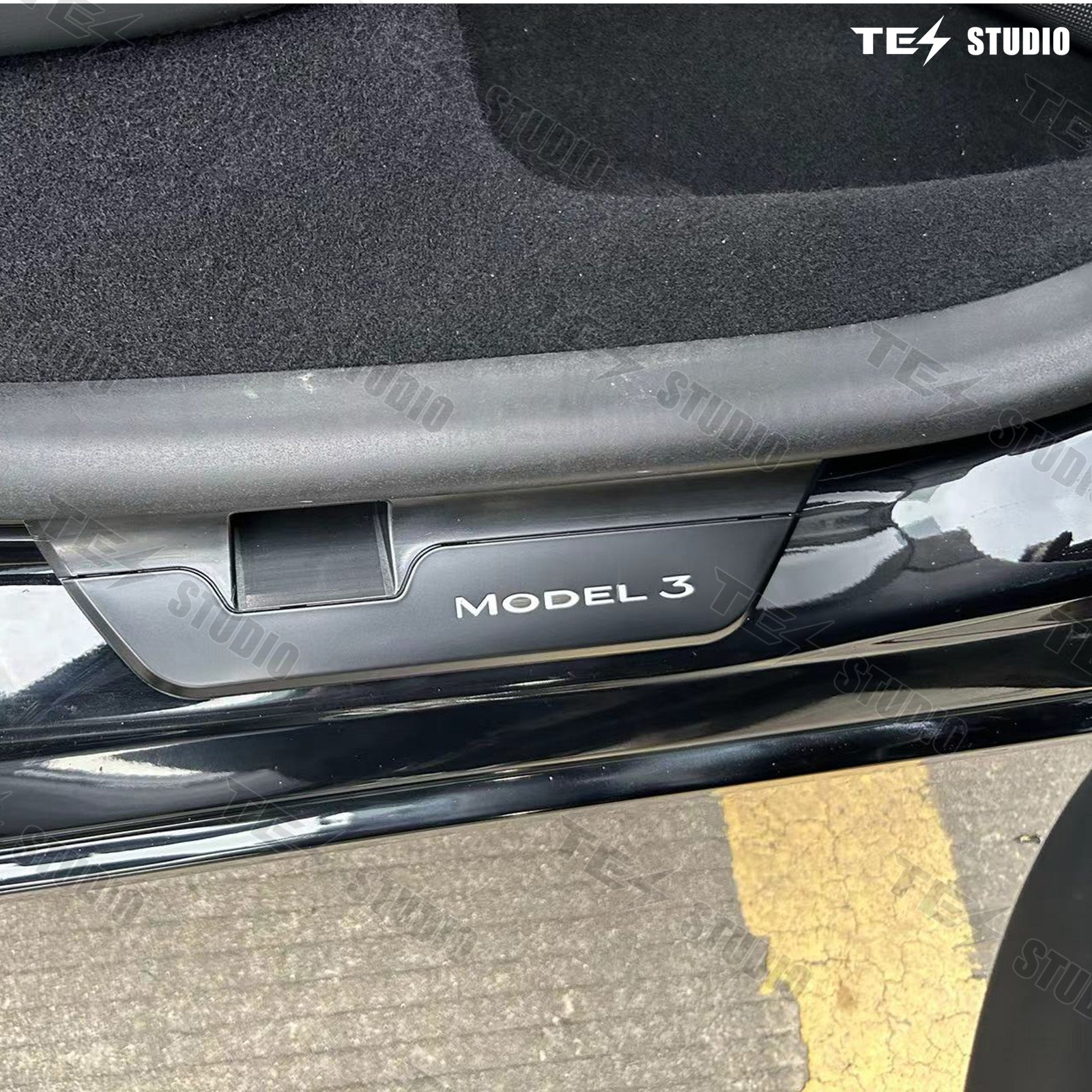 Tesla Model 3 Highland Illuminated Door Sills Led Door Sill Plate Door Sills Covers Plates Protector Illuminated Interior Accessories Tesstudio®