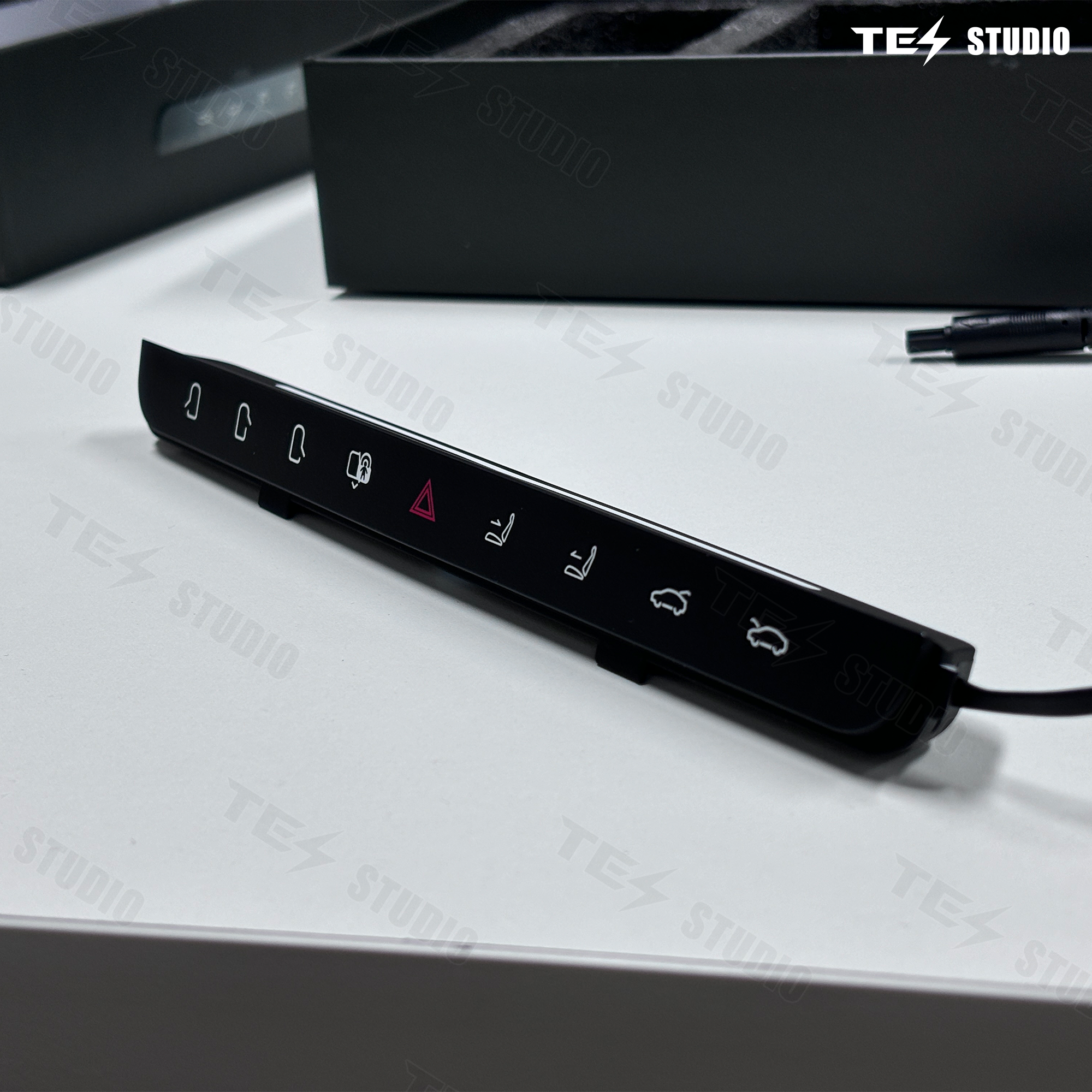 Tesla Model 3 Highland Intelligent Shortcut Buttons Multifunction Smart Control Button Smart Physical Buttons Tesstudio®