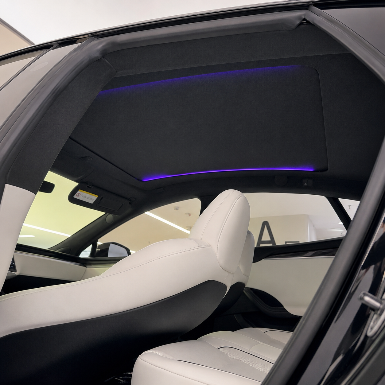 Electric Voice-Controlled Sunshade For Tesla Model S (2021-2026) - Tesstudio