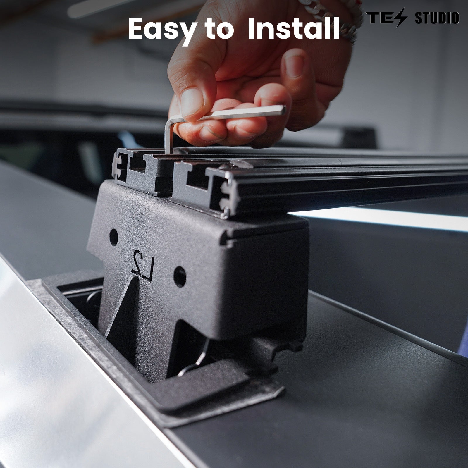 Tesla Cybertruck Accessories Crossbar Roof Rack Rooftop Off-Road Cross Bar Cargo Rack Rails Carrier Tesstudio®