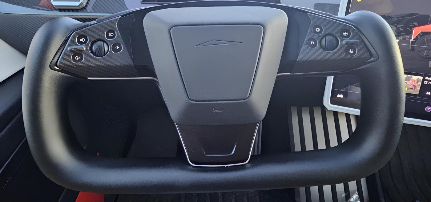 Cybertruck Yoke Steering Wheel and Carplay Dashboard Screen C9 9-in Touch Screen Combo Tesstudio®