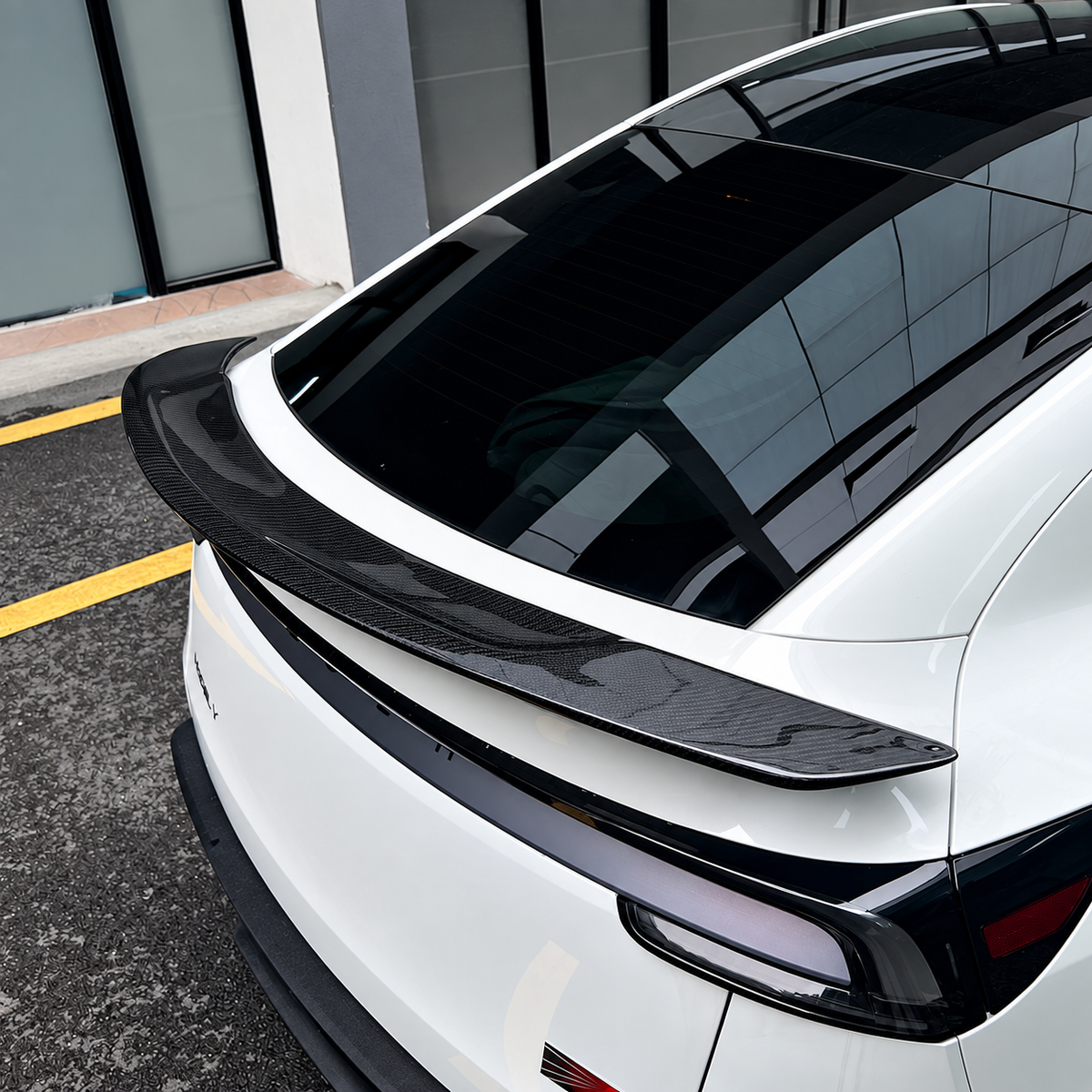 Gloss Carbon Fiber RT-Style Rear Spoiler for Tesla Model 3 Highland / Model Y Juniper