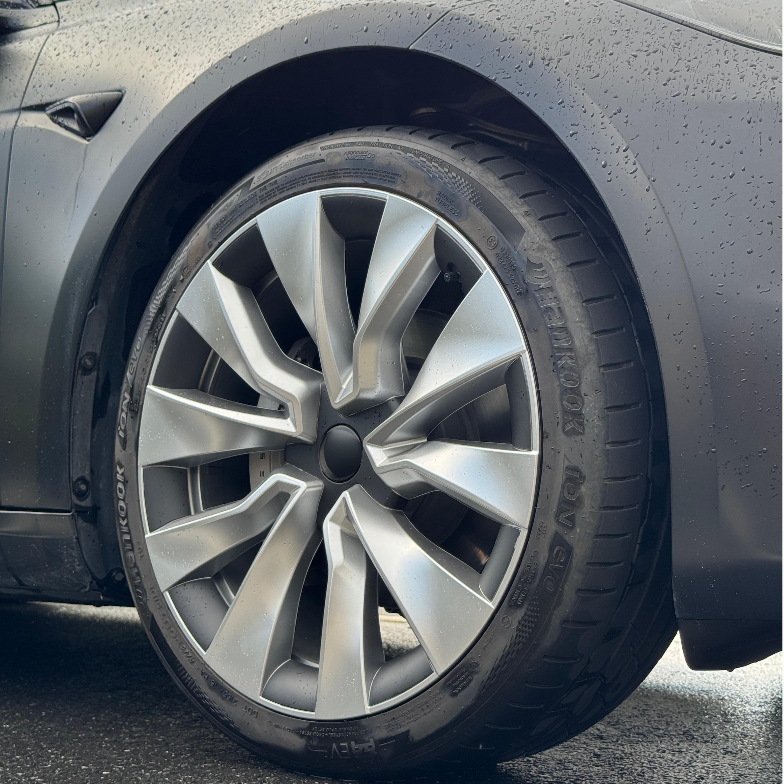 Tesla Model 3 Highland 19インチ X-Style ホイールカバー | Tesstudio