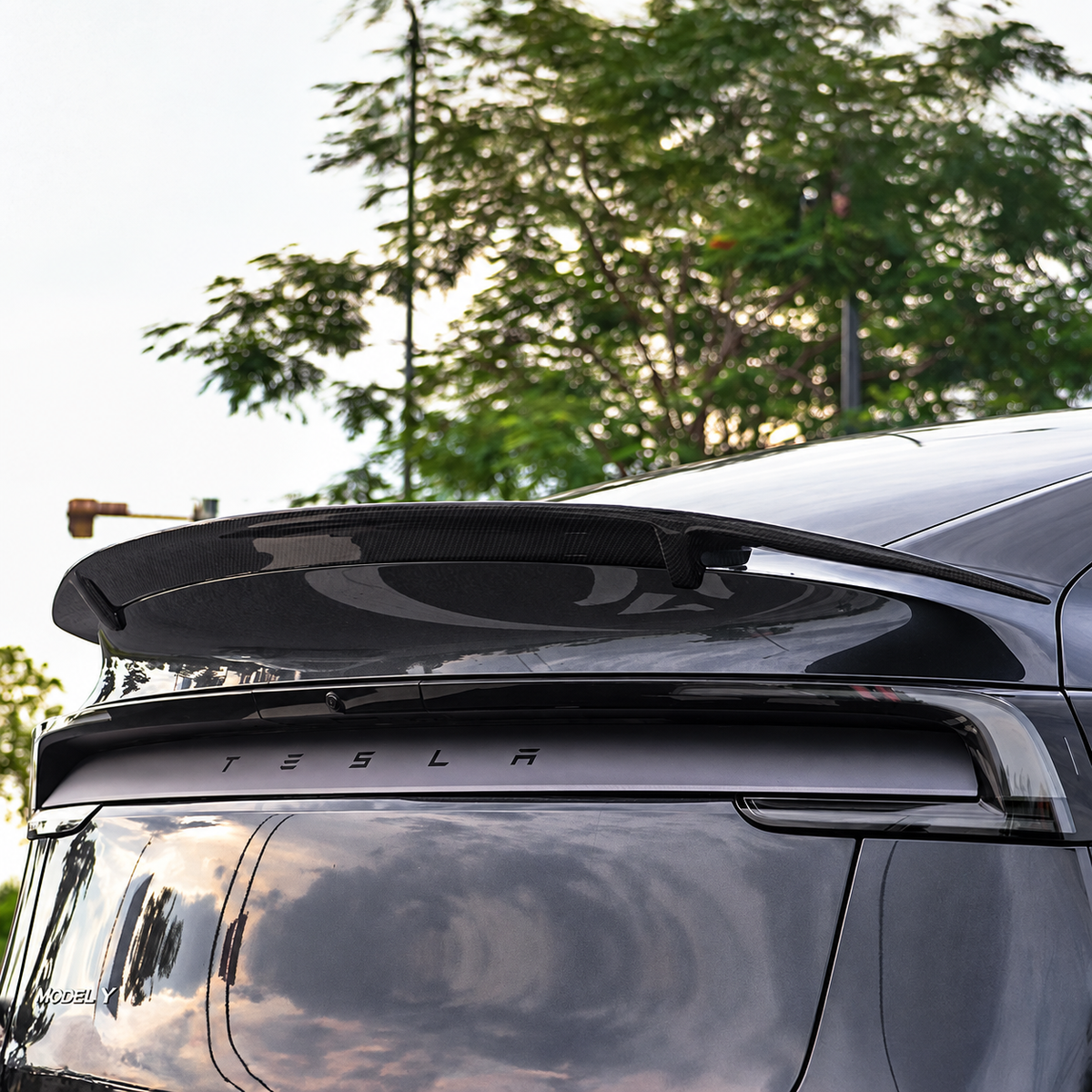 Gloss Carbon Fiber RT-Style Rear Spoiler for Tesla Model 3 Highland / Model Y Juniper