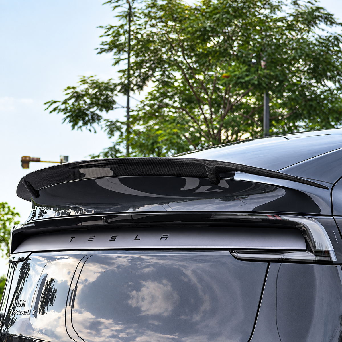 Gloss Carbon Fiber RT-Style Rear Spoiler for Tesla Model 3 Highland / Model Y Juniper