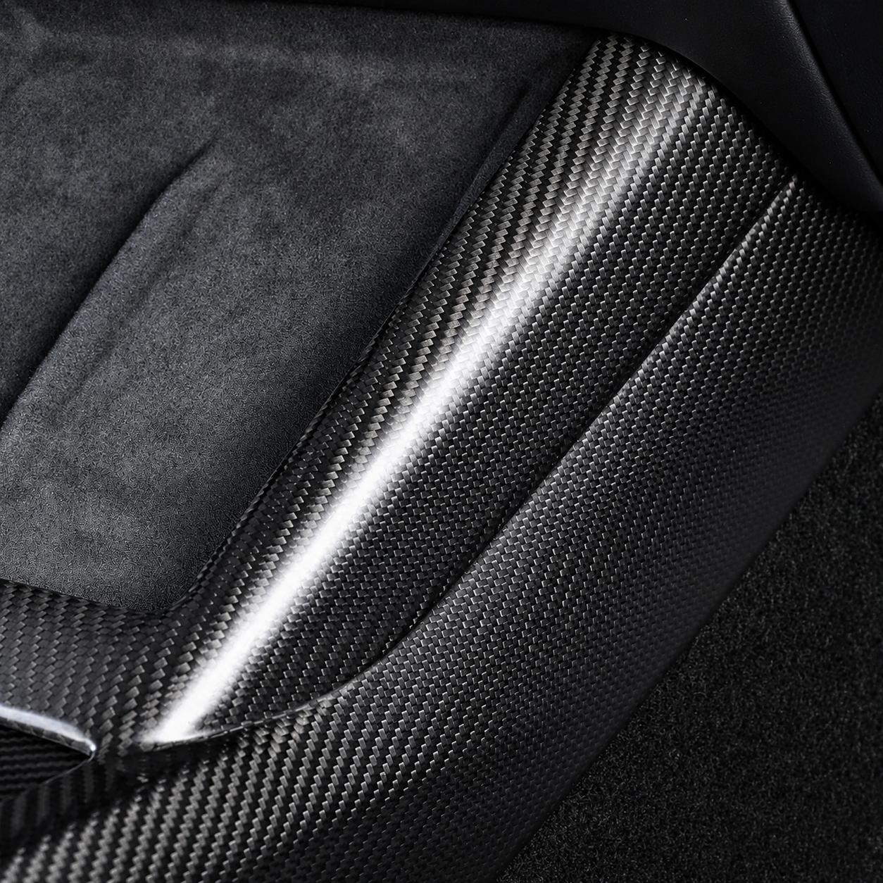 Carbon Fiber Center Console One-Piece Trim Frame for Tesla Model 3 Highland / Model Y Juniper / Model Y L