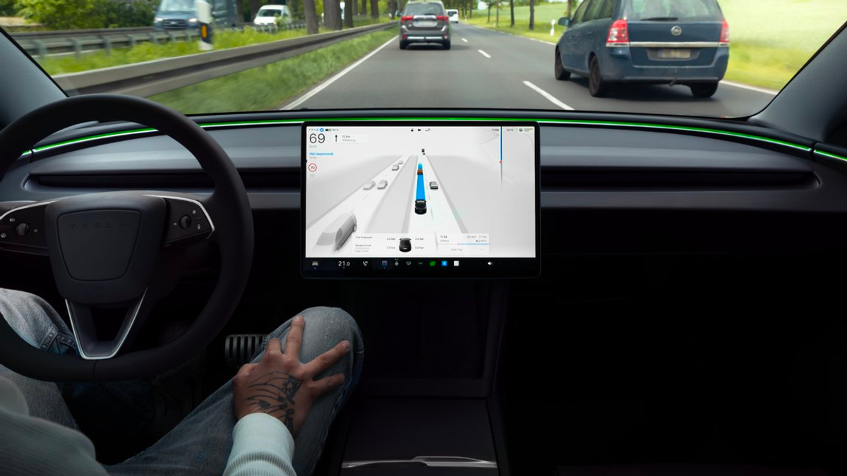 Detail crop of Tesla FSD Supervised visualization from the Slovenia approval announcement
